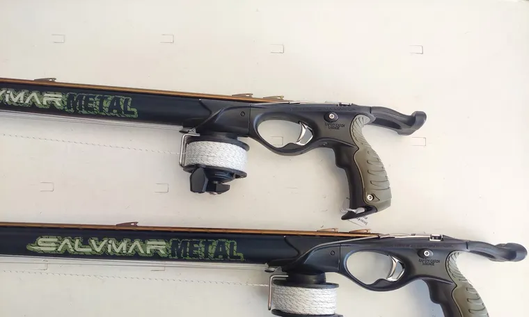 Two Salvmar Metal spearguns